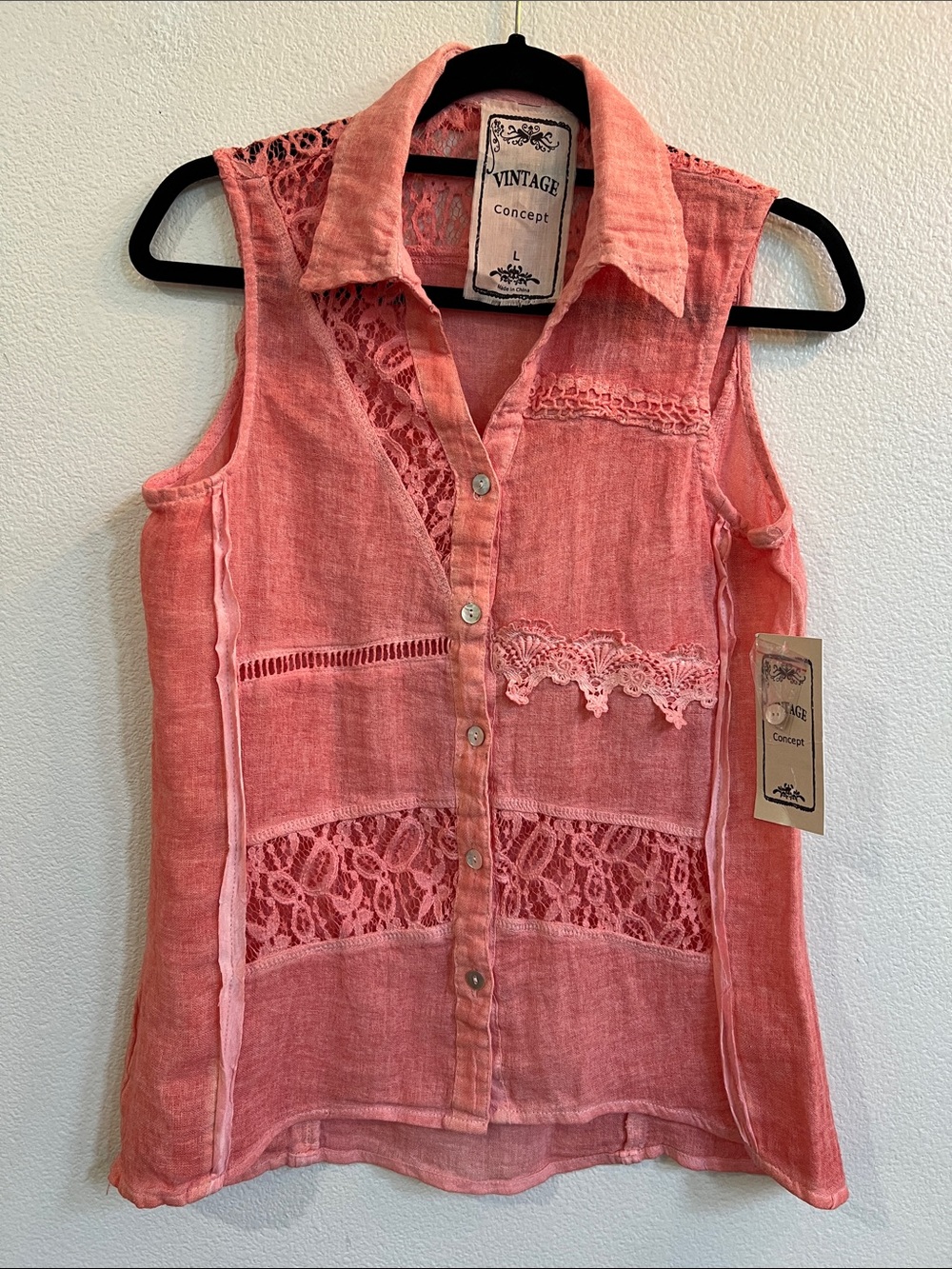 VINTAGE CONCEPT Boho Sleeveless Button-Up Blouse Sheer Lace Panels Coral-Pink L